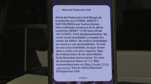 Emergencias envía un mensaje Es-Alert a los móviles por riesgo de inundaciones en Valencia y activa la alerta roja por lluvias Emergencias envía un mensaje Es-Alert a los móviles por riesgo de inundaciones en Valencia y activa la alerta roja por lluvias