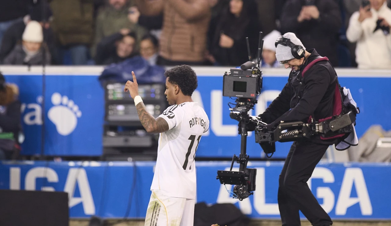 Rodrygo Goes celebra su gol en Mendizorroza (1-2)