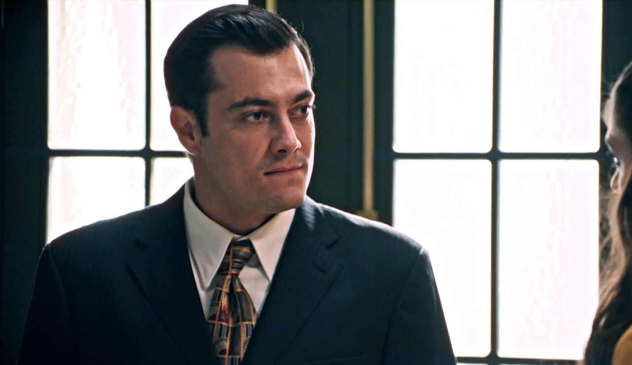 Tasio, fuera de control por los celos, explota contra Carmen: &ldquo;Me preocupa c&oacute;mo le miras t&uacute;&rdquo;