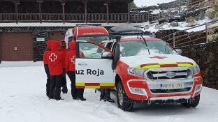 El paso de 'Emilia' en Tenerife deja rachas de viento de hasta 146km/h en Iza&ntilde;a y nieve en El Teide REMITIDA / HANDOUT por CABILDO DE TENERIFE Fotograf&iacute;a remitida a medios de comunicaci&oacute;n exclusivamente para ilustrar la noticia a la que hace referencia la imagen, y citando la procedencia de la imagen en la firma 13/12/2025