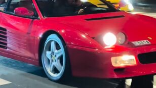 Fernando Alonso con el Ferrari 512 TR