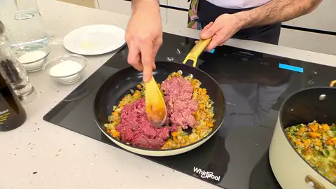 Incorpora las carnes Incorpora las carnes