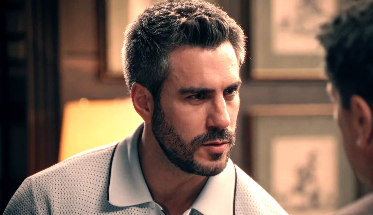 Andrés se enfrenta a Gabriel y le deja le amenaza: “Esta vez soy yo el que reparte el juego”