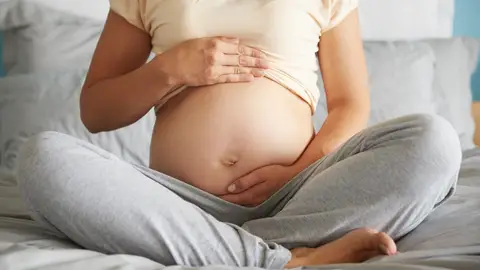 Mujer embarazada Mujer embarazada