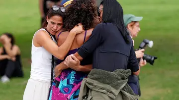 Atentado terrorista en Bondi Beach: dos presuntos terroristas, padre e hijo, abren fuego en una playa de Australia y matan a varias personas Atentado terrorista en Bondi Beach: dos presuntos terroristas, padre e hijo, abren fuego en una playa de Australia y matan a varias personas