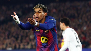 Lamine Yamal, en un partido con el Barcelona