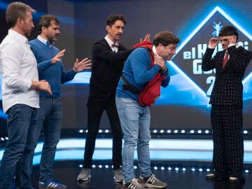 &iquest;C&oacute;mo actuar ante un atragantamiento? Toma nota sobre estos trucos que pueden salvar vidas 