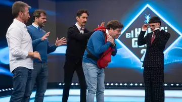 ¿Cómo actuar ante un atragantamiento? Toma nota sobre estos trucos que pueden salvar vidas ¿Cómo actuar ante un atragantamiento? Toma nota sobre estos trucos que pueden salvar vidas