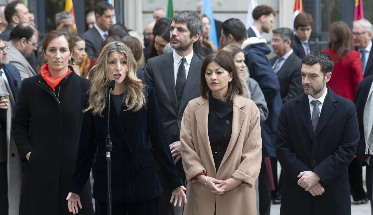 De izquierda a derecha: Mónica García, Yolanda Díaz, Ernest Urtasun, Sira Rego y Pablo Bustinduy