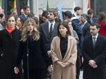 De izquierda a derecha: M&oacute;nica Garc&iacute;a, Yolanda D&iacute;az, Ernest Urtasun, Sira Rego y Pablo Bustinduy