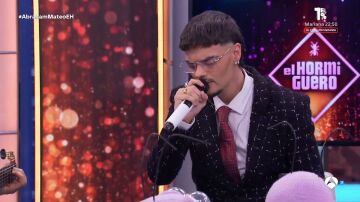 ¡Menudo regalo! Abraham Mateo canta en directo en El Hormiguero ¡Menudo regalo! Abraham Mateo canta en directo en El Hormiguero