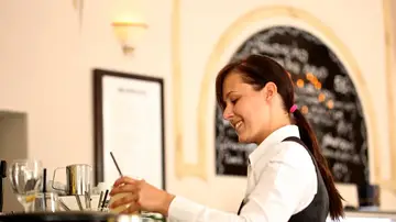 Camarera de un restaurante Camarera de un restaurante