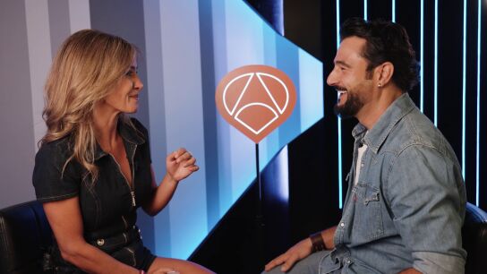 "&iexcl;Qu&eacute; bien lo est&aacute;s haciendo!": Paula Prendes y Antonio Vel&aacute;zquez ponen a prueba su conexi&oacute;n mental en un divertido juego