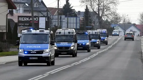 Furgones policiales polacos Furgones policiales polacos