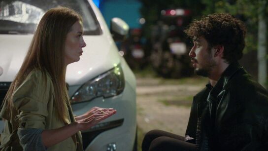 &ldquo;&iquest;Por qu&eacute; nadie me cree?&rdquo;: Uras se derrumba ante &Ccedil;ağla tras ser descubierto con Maral
