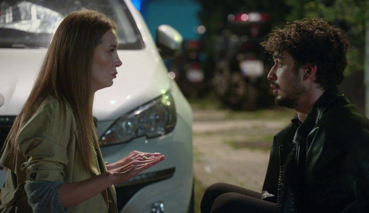 &ldquo;&iquest;Por qu&eacute; nadie me cree?&rdquo;: Uras se derrumba ante &Ccedil;ağla tras ser descubierto con Maral