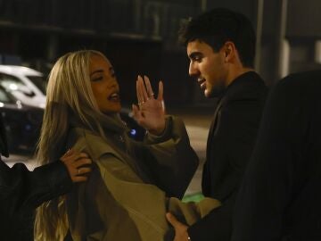 Ana Mena y &Oacute;scar Casas juntos tras un evento