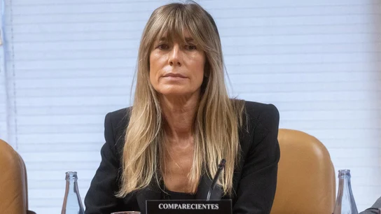 Peinado encarga a la UCO indagar si hay "nuevos" indicios sobre Air Europa tras otra denuncia contra Begoña Gómez Peinado encarga a la UCO indagar si hay "nuevos" indicios sobre Air Europa tras otra denuncia contra Begoña Gómez