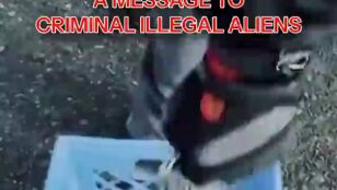 La pol&eacute;mica 'felicitaci&oacute;n' navide&ntilde;a de la Casa Blanca contra los inmigrantes