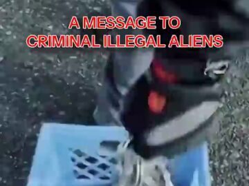 La pol&eacute;mica 'felicitaci&oacute;n' navide&ntilde;a de la Casa Blanca contra los inmigrantes