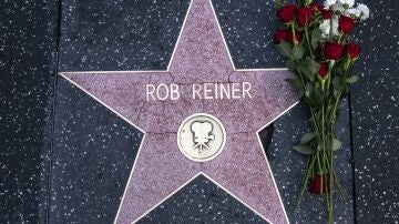 Tributo a Rob Reiner en su estrella de la fama en Hollywood