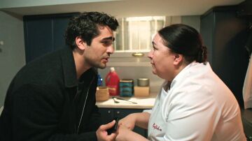 El valiente gesto de Şefika que demuestra cu&aacute;nto quiere a Ferit: lo libera a espaldas de Halis