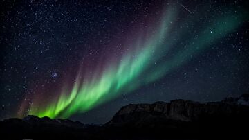 Imagen de archivo de una aurora boreal
