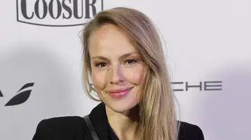 Esmeralda Moya en un photocall Esmeralda Moya en un photocall