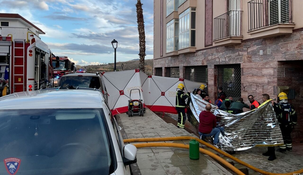 Dotaci&oacute;n de Bomberos en el edificio