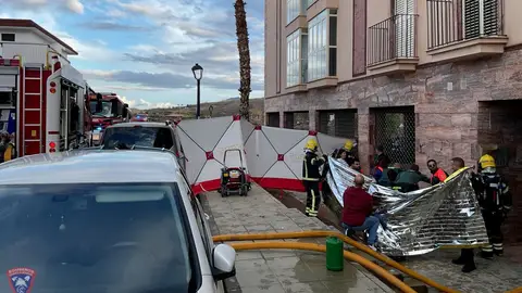 Dotación de Bomberos en el edificio Dotación de Bomberos en el edificio
