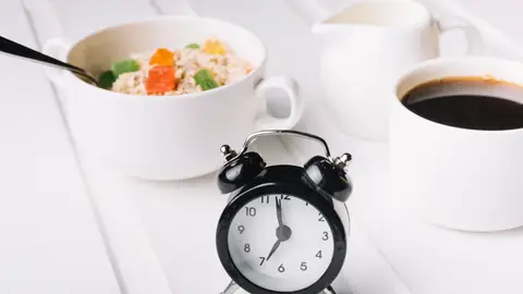Alimentación con reloj Alimentación con reloj