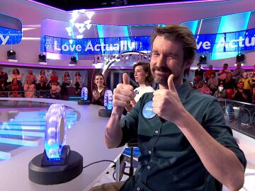 El momento &lsquo;Love actually&rsquo; de Santi Alver&uacute; en Pasapalabra: &ldquo;Muy fan&rdquo;