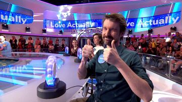 El momento &lsquo;Love actually&rsquo; de Santi Alver&uacute; en Pasapalabra: &ldquo;Muy fan&rdquo;