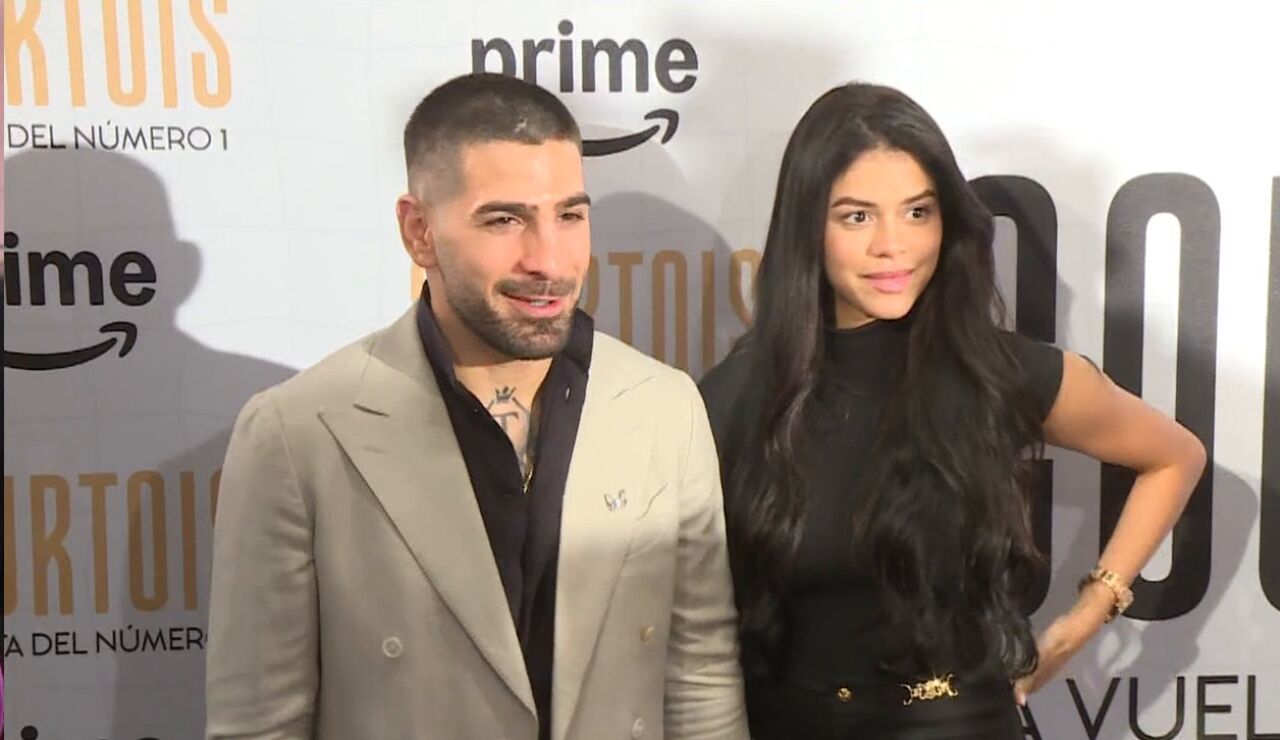 Ilia Topuria y Giorgina Uzcategui