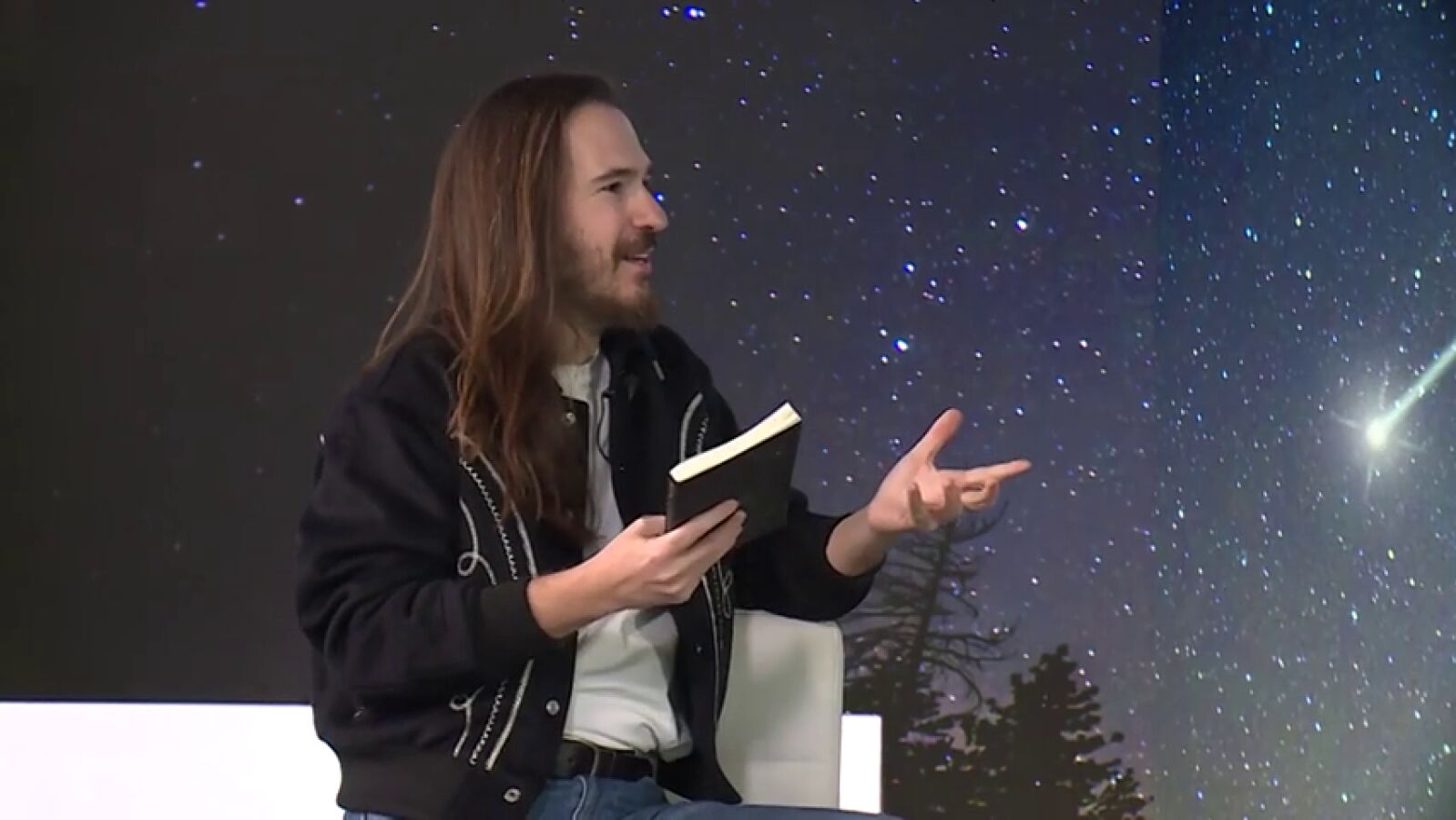 Carlos Sadness presenta su libro 'El ruido de las estrellas': 