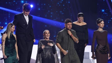 Los finalistas de La Voz deslumbran en la Gran Final con Mal&uacute; y Pablo L&oacute;pez