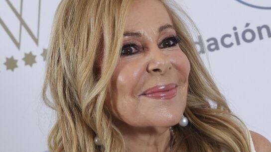 Ana Obreg&oacute;n en un evento