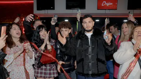 Omar Montes en la inauguración de su restaurante Omar Montes en la inauguración de su restaurante