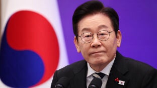 El presidente surcoreano, Lee Jae Myung, durante una conferencia de prensa en la Casa Azul en Se&uacute;l