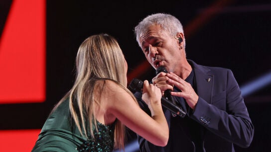 Sergio Dalma y Kimy convierten Gran Final de La Voz en una fiesta con &lsquo;Baila morena&rsquo;