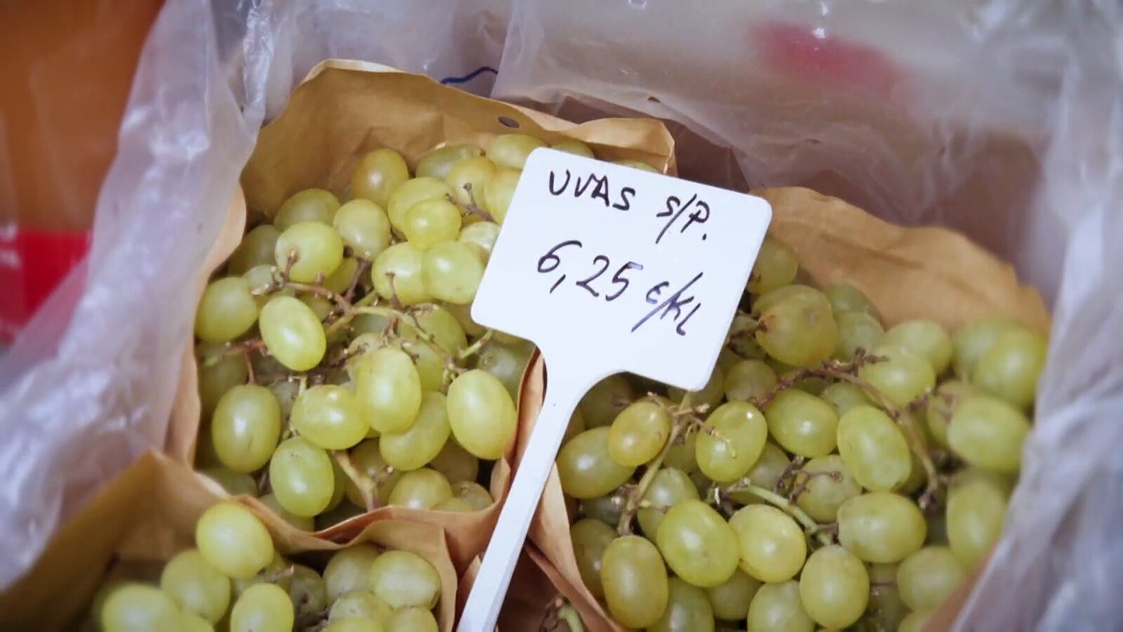 El precio de la uva blanca se dispara a las puertas de Nochevieja 