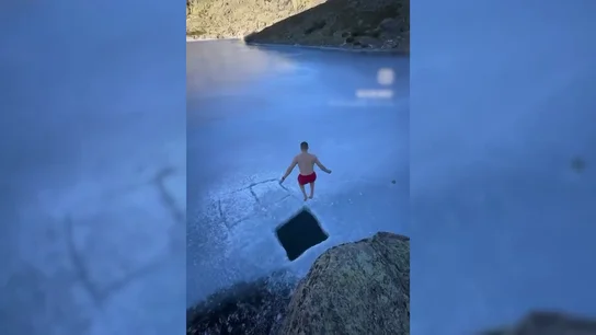 Denuncian seis veces a un influencer por grabar y difundir actividades ilegales en la Sierra de Gredos (Ávila) Denuncian seis veces a un influencer por grabar y difundir actividades ilegales en la Sierra de Gredos (Ávila)