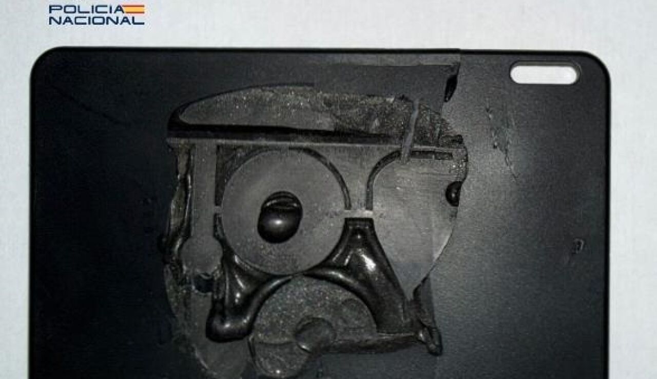 Dispositivo de localizaci&oacute;n de veh&iacute;culo