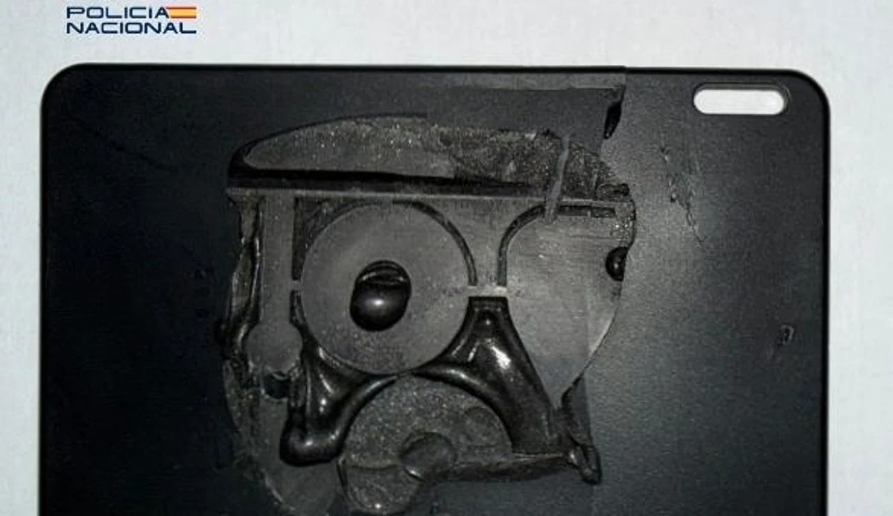 Dispositivo de localización de vehículo