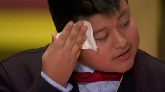 Sec&aacute;ndose el sudor, bebiendo agua y nervioso: as&iacute; estaba Piero, el ni&ntilde;o que ha cantado el primer cuarto premio 