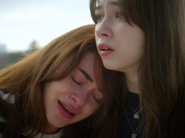 Parla despierta sin recuerdos y la chantajean con fotos &iacute;ntimas tras una noche fat&iacute;dica