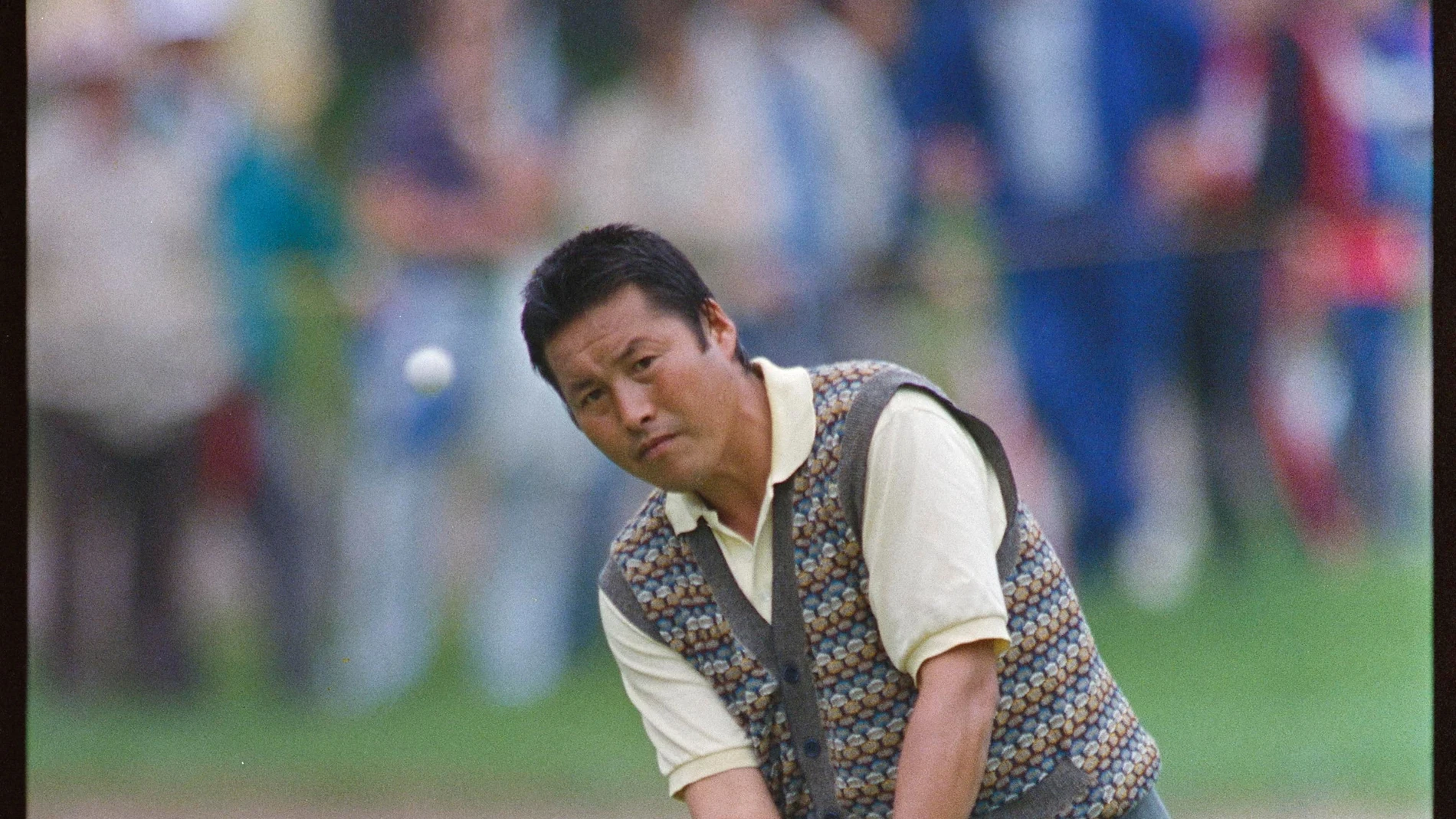 Masashi 'Jumbo' Ozaki, en su época como jugador Masashi 'Jumbo' Ozaki, en su época como jugador