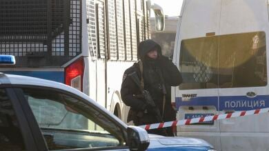 Dos policías y un civil muertos tras la explosión de un coche bomba en Moscú