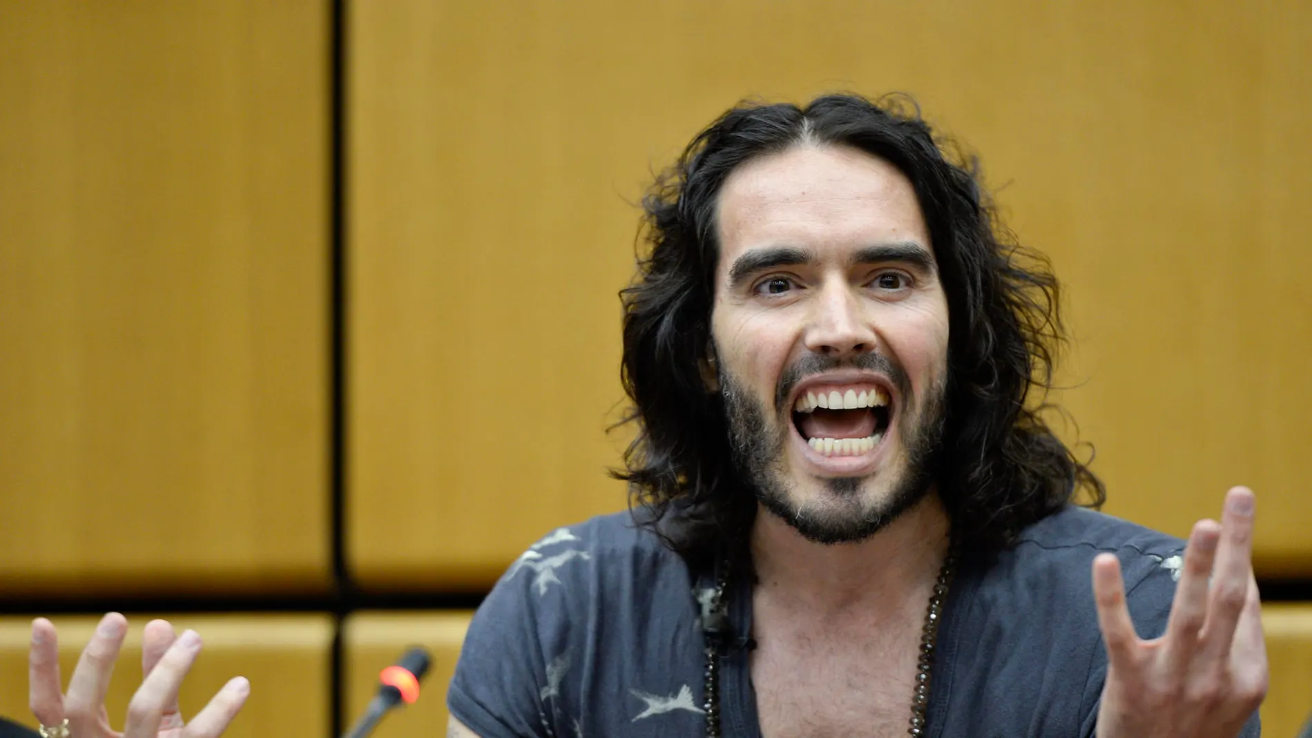 El cómico Russell Brand, exmarido de Katy Perry, acusado de dos nuevos delitos sexuales El cómico Russell Brand, exmarido de Katy Perry, acusado de dos nuevos delitos sexuales