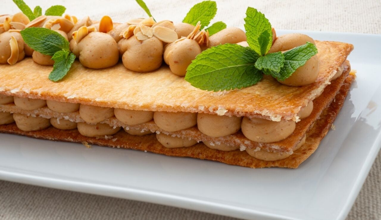 Milhojas de turr&oacute;n